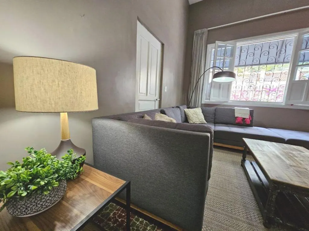 Iconic Centro Retreat Walk To Beach & Dining Mazatlán Apartament